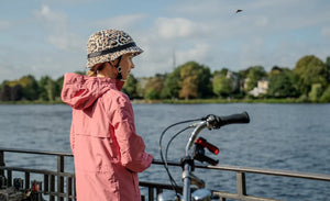 Yakkay Tokyo Feline Flair woman picture